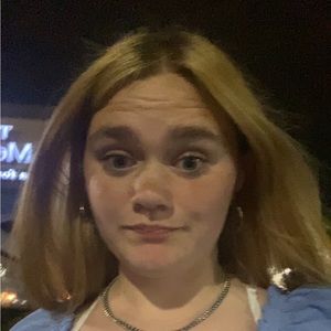 Meet your Posher, Lillian